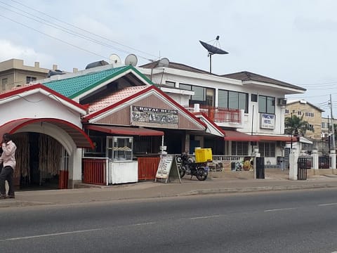 Royal Bliss Restaurant and Bar